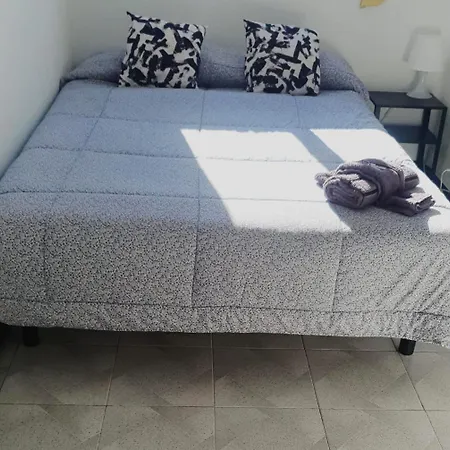 Homestay Individual En Vivienda Compartir Recien Reformada *