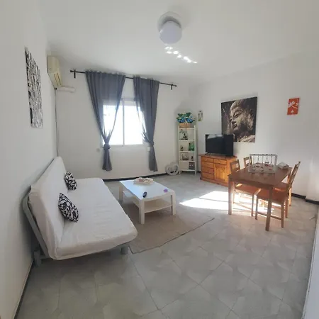 Homestay Individual En Vivienda Compartir Recien Reformada *