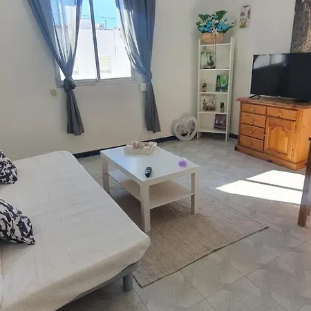 Homestay Individual En Vivienda Compartir Recien Reformada *